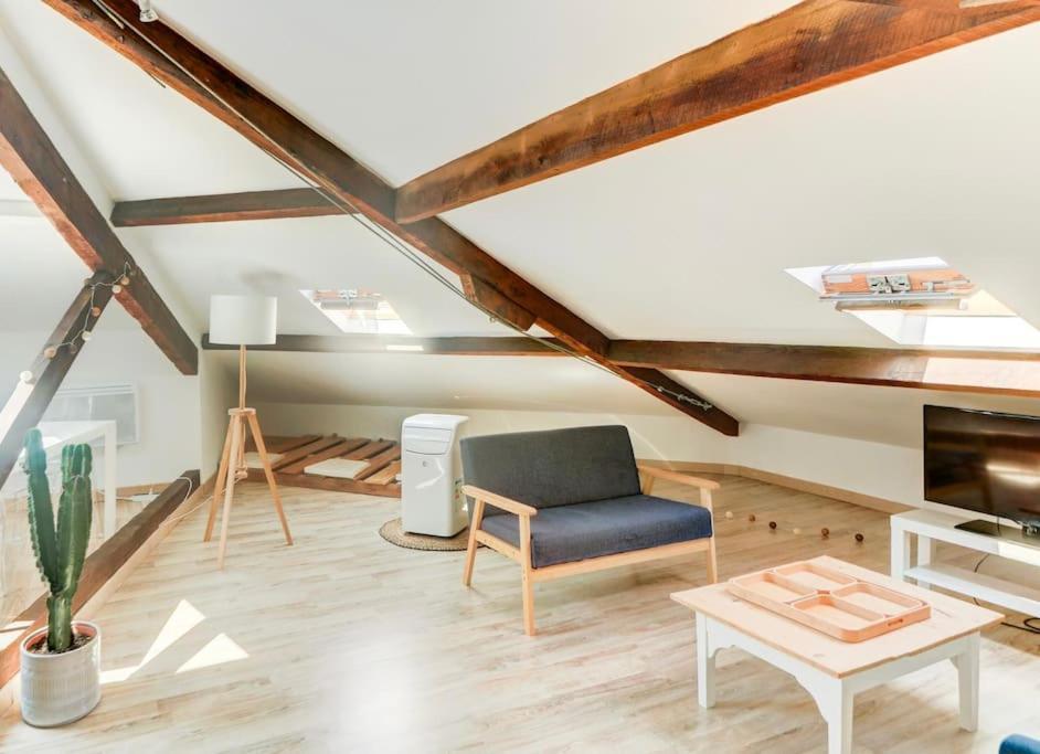 Joli Loft Mansarde Apartment Nice Exterior photo